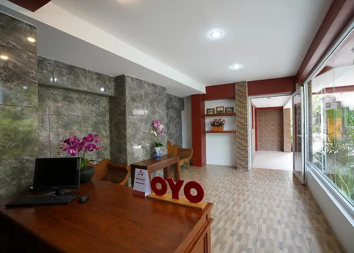 酒店 Oyo2392努沙杜瓦埃灵旅馆 努沙杜瓦